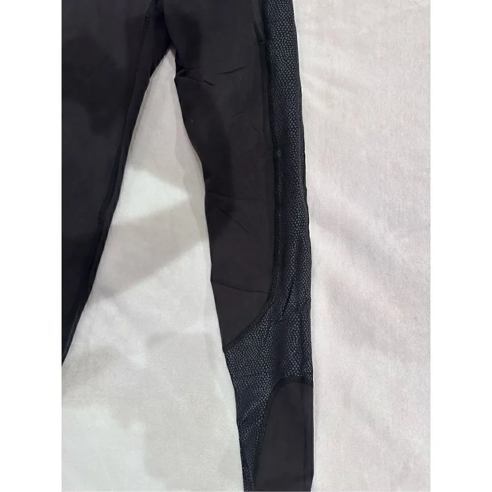 Beyond Yoga black womens leggings size S